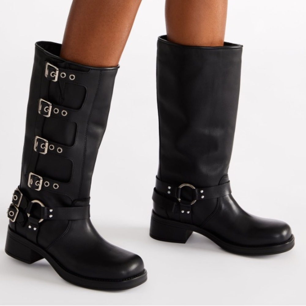 Steve Madden rocky boots in black
